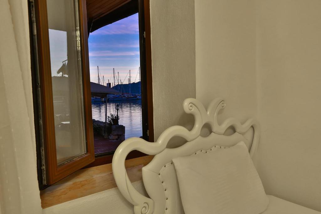 Kekova Theimussa Hotel Kaleucagız Buitenkant foto