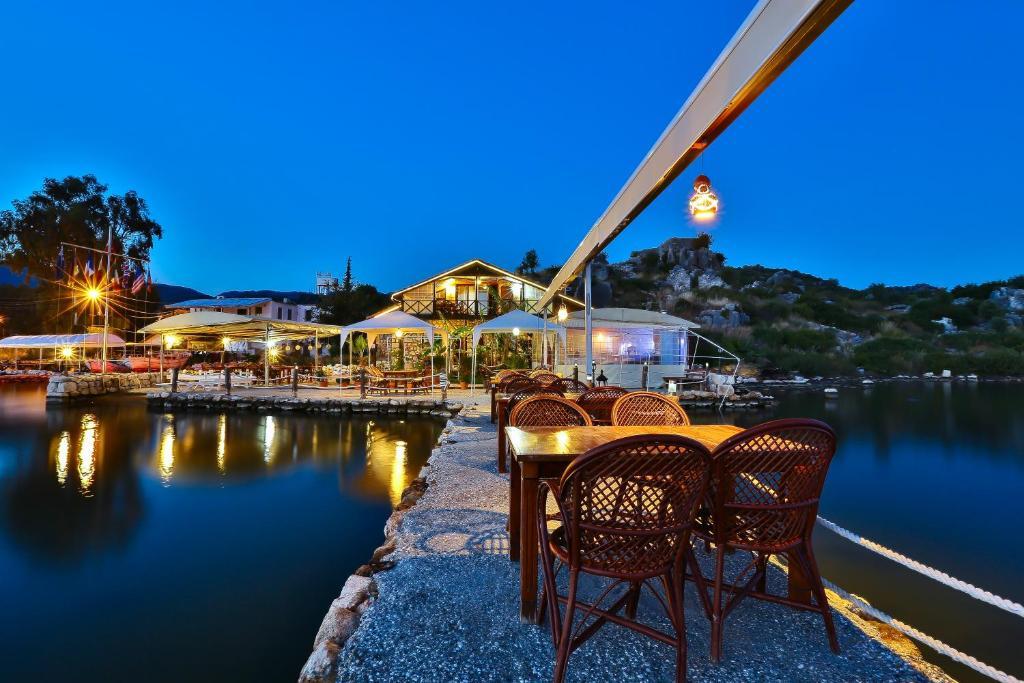 Kekova Theimussa Hotel Kaleucagız Buitenkant foto